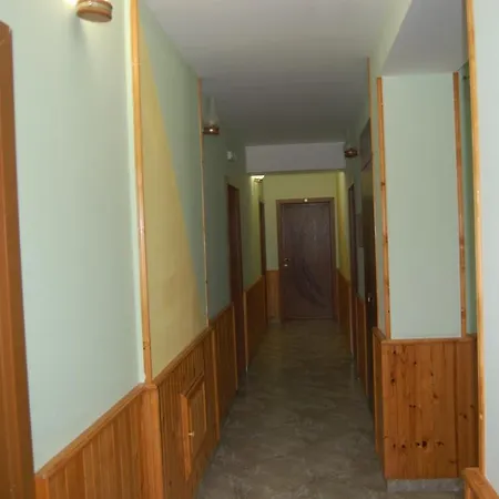 Hotel варненци