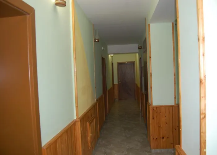 Hotel варненци